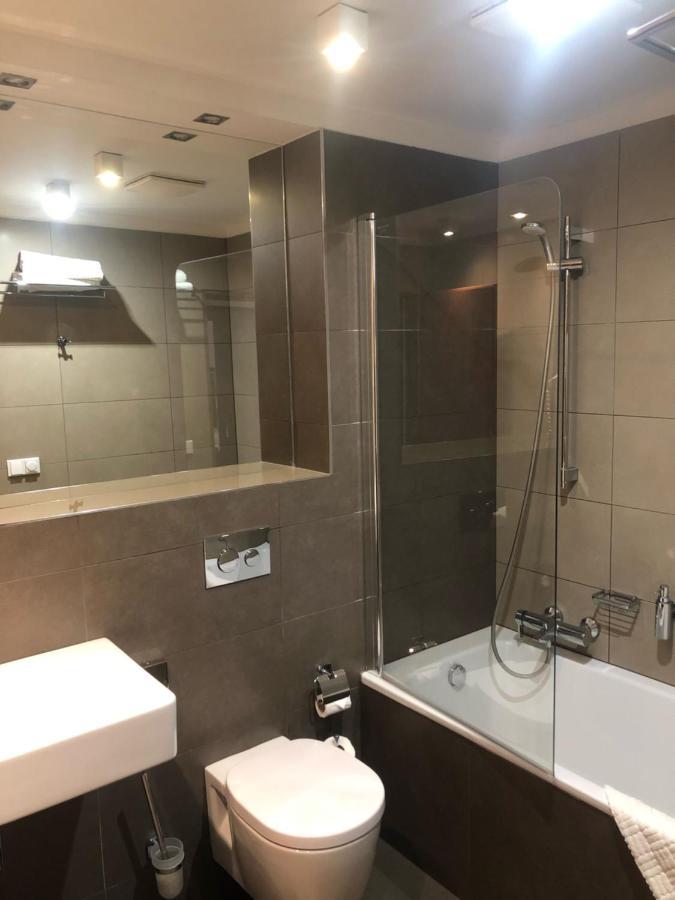 Residence Helmova Prague Luaran gambar