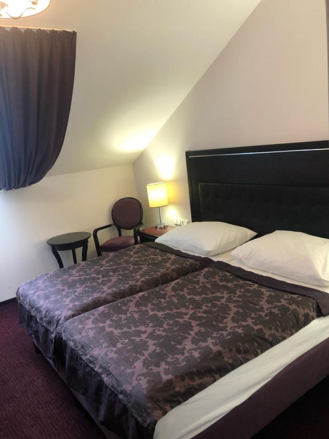 Residence Helmova Prague Luaran gambar